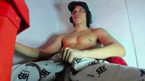 ZAmbrano online show from 11/21/25, 08:35