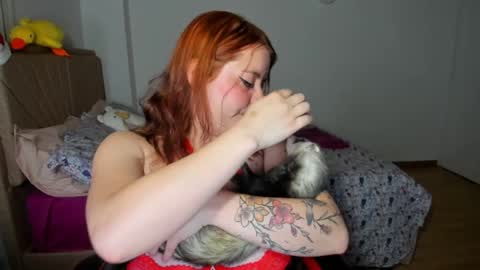 laylaah online show from 01/10/25, 03:18