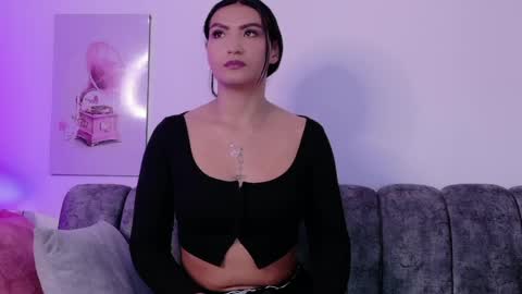 laya online show from 05/30/26, 03:25