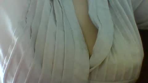 layannalea online show from 03/10/26, 10:04