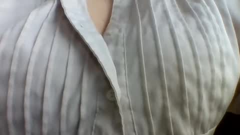 layannalea online show from 06/11/26, 12:43