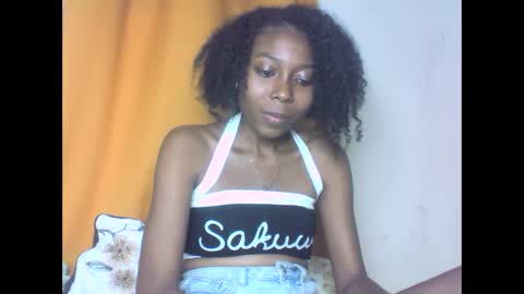 Snapshot of layannek chatting on 09/28/25, 05:40 layannek online show from 09/28/25, 05:40