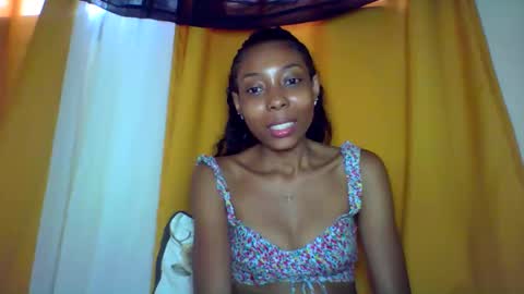 layannek online show from 12/05/25, 08:45