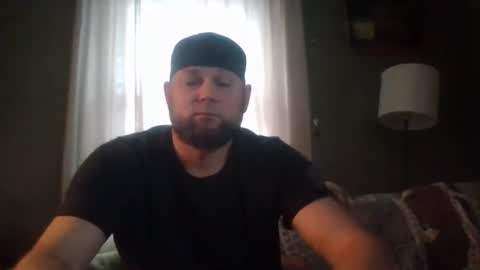 layinlow42 online show from 01/01/25, 03:35