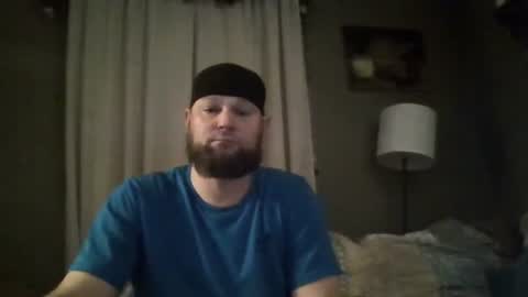 layinlow42 online show from 02/02/25, 05:32