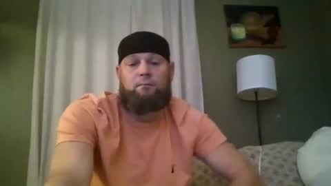 layinlow42 online show from 10/22/25, 03:07