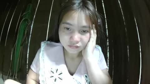 Snapshot of layla_999 chatting on 04/11/26, 12:15 layla_999 online show from 04/11/26, 12:15
