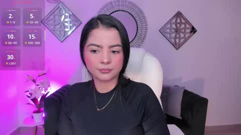 Layla Breezee online show from 12/15/25, 12:31