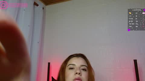 Layla online show from 01/10/25, 05:13