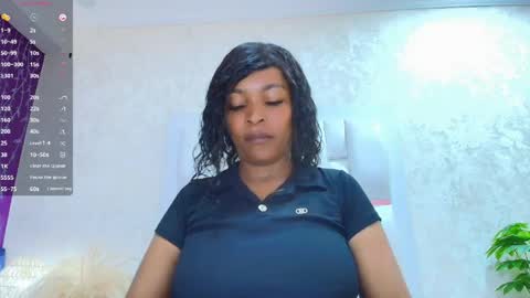 Snapshot of layla_lell chatting on 04/11/26, 12:53 L A Y L A online show from 04/11/26, 12:53