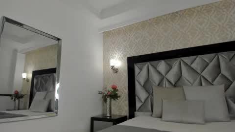 Snapshot of layla_mackenzie01 chatting on 09/19/25, 02:57 Layla Mackenzie  online show from 09/19/25, 02:57