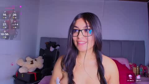 Snapshot of layla_nicols chatting on 01/25/25, 02:47 Layla online show from 01/25/25, 02:47
