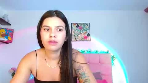 Lia and Rachel online show from 10/28/25, 01:31