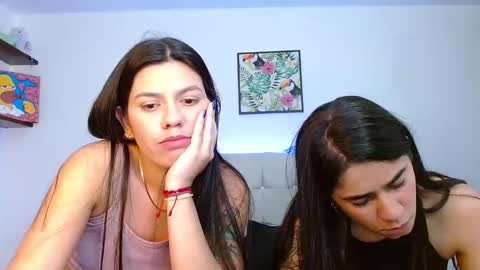 Snapshot of layla_roma chatting on 12/20/25, 02:40 Lia and Rachel online show from 12/20/25, 02:40