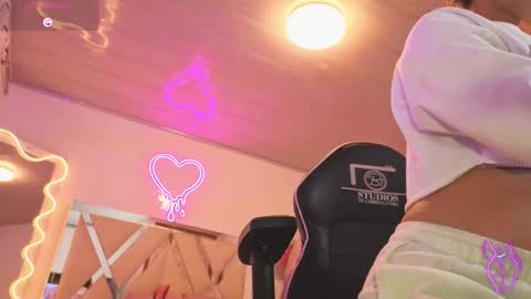 laylafoxy_tay online show from 10/22/25, 03:07