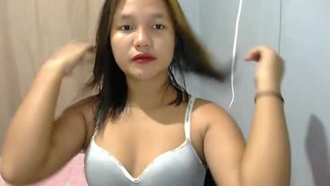 Snapshot of laylanimfa chatting on 05/03/26, 09:48 Nimfa online show from 05/03/26, 09:48