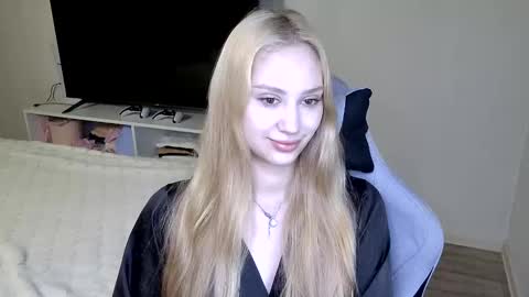 LaylaPretty001 online show from 06/06/26, 04:50
