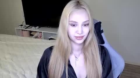 LaylaPretty001 online show from 06/08/26, 04:24