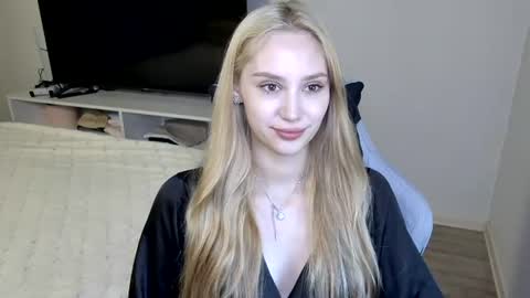 LaylaPretty001 online show from 07/07/26, 04:15