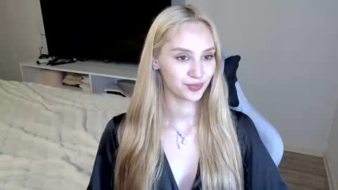 LaylaPretty001 online show from 07/07/26, 06:58