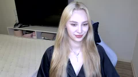 LaylaPretty001 online show from 07/16/26, 04:18