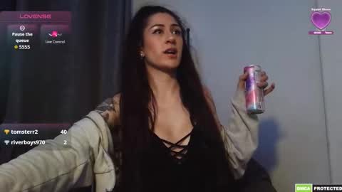 Snapshot of laylolasquirt chatting on 10/25/25, 04:42 laylolasquirt online show from 10/25/25, 04:42