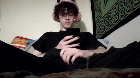 Stitch online show from 02/27/25, 03:47