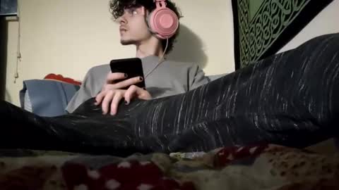 Stitch online show from 03/09/25, 04:05