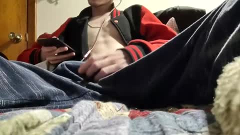 Stitch online show from 10/28/25, 05:44