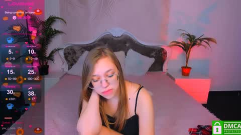 layriantavee online show from 12/21/24, 01:42