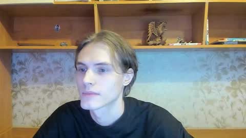 Snapshot of lazaret1k chatting on 11/18/25, 02:21 Vladi online show from 11/18/25, 02:21