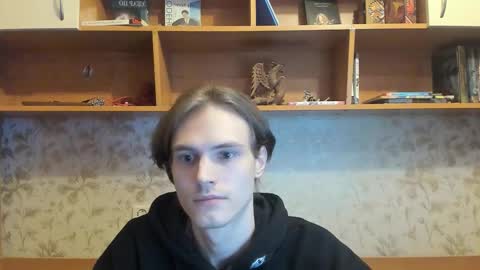 Snapshot of lazaret1k chatting on 11/24/25, 05:12 Vladi online show from 11/24/25, 05:12