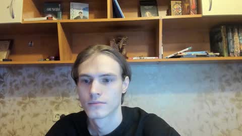 Snapshot of lazaret1k chatting on 12/14/25, 08:24 Vladi online show from 12/14/25, 08:24