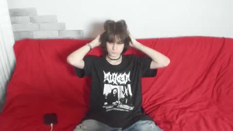 Snapshot of lazydarkknight chatting on 11/05/25, 05:51 Alex online show from 11/05/25, 05:51