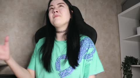 Lisa online show from 01/04/25, 04:55