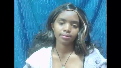 lea96546 online show from 09/22/25, 06:59