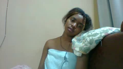 lea96546 online show from 11/05/25, 06:24