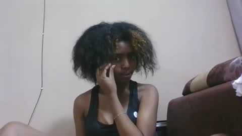 lea96546 online show from 11/12/25, 05:24