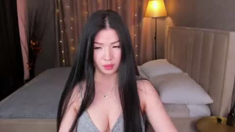 lea_apple online show from 06/29/26, 12:06
