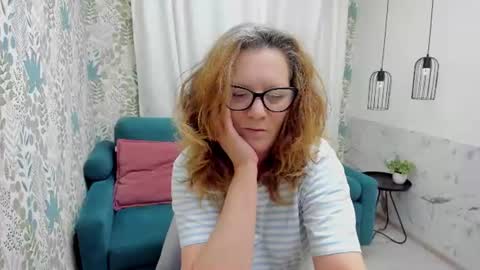 Lea online show from 06/13/26, 05:27