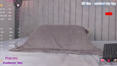    online show from 01/10/25, 10:04
