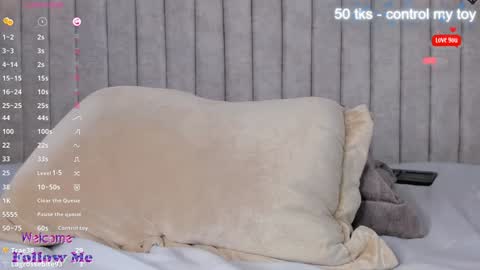    online show from 01/11/25, 10:07