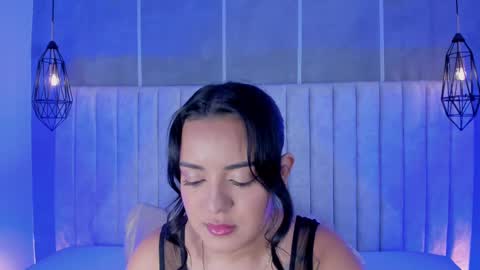    online show from 09/24/25, 06:44