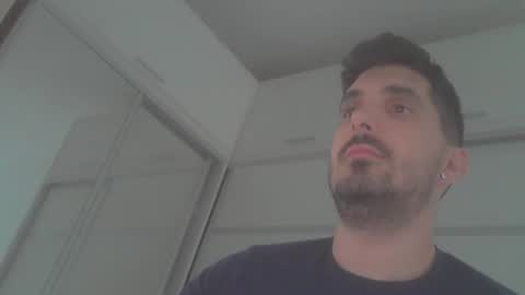 Snapshot of leabateria chatting on 12/18/24, 11:24 leowolf online show from 12/18/24, 11:24