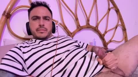 Snapshot of leafar_volkov chatting on 10/14/25, 04:13 leafar_volkov online show from 10/14/25, 04:13