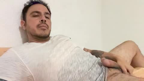 Snapshot of leafar_volkov chatting on 10/27/25, 04:38 leafar_volkov online show from 10/27/25, 04:38