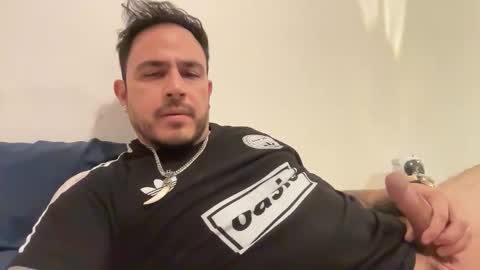 Snapshot of leafar_volkov chatting on 12/17/25, 03:56 leafar_volkov online show from 12/17/25, 03:56