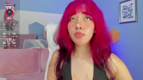 Snapshot of leah_cherry chatting on 04/15/26, 04:36 Leah online show from 04/15/26, 04:36