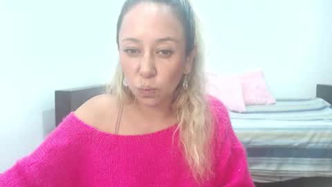 leah_susman online show from 10/15/25, 01:50