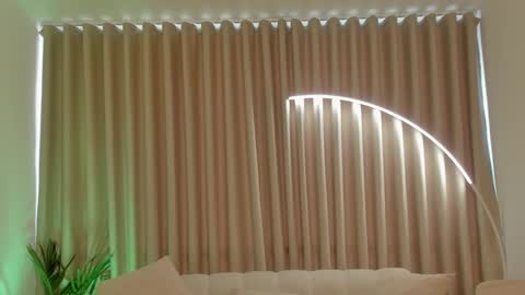 leahaltomm online show from 09/19/25, 09:04